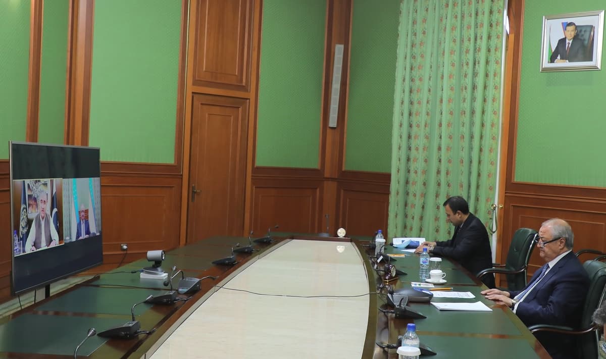 Uzbekistan and Pakistan to expand cooperation in implementing transport-communication and energy projects