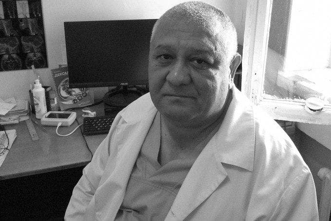 Алишер Шодмонов посетил семью врача, который стал первой жертвой коронавируса среди медиков