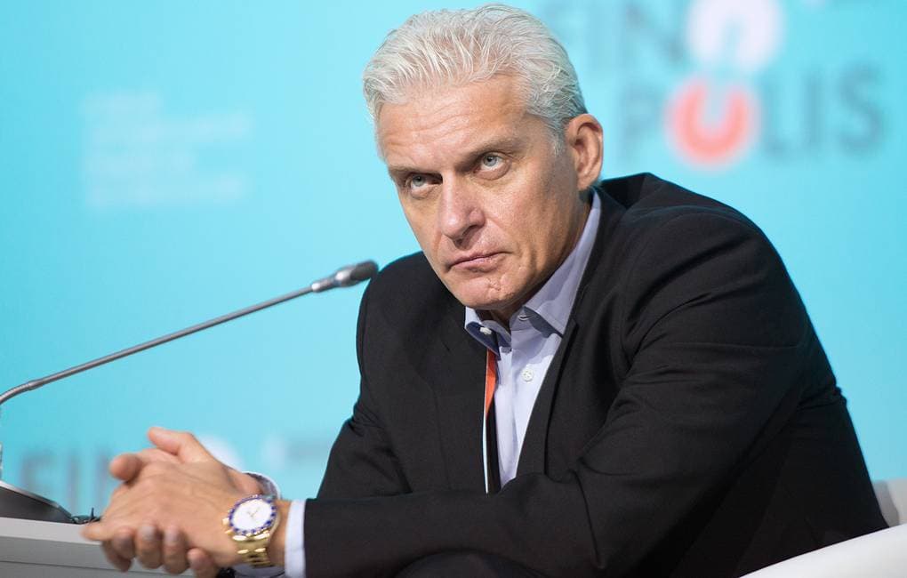 Milliarder Tinkov «Tinkoff Bank» direktorlar kengashi raisi lavozimidan ketadi