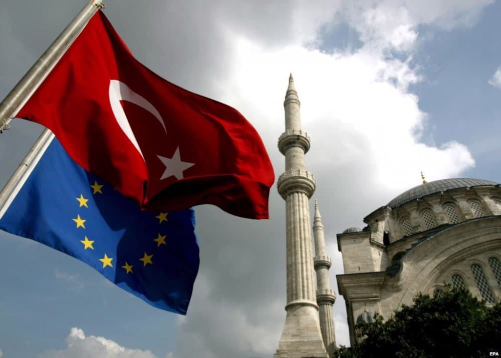 YeI Turkiyaga qarshi sanksiyalarni uzaytirdi