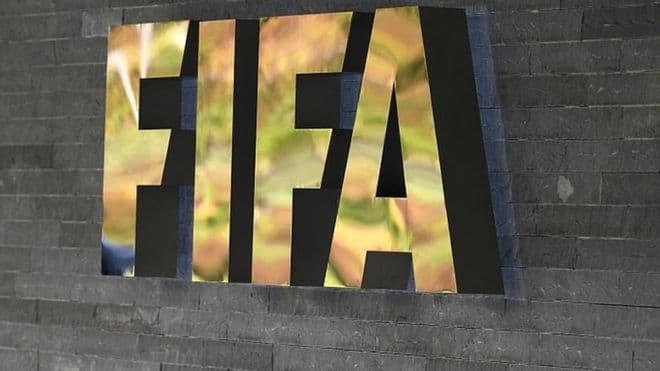 FIFA sobiq rahbarlari jahon chempionatlari Rossiya va Qatarda o‘tkazilishi uchun pora olganlikda ayblanmoqda