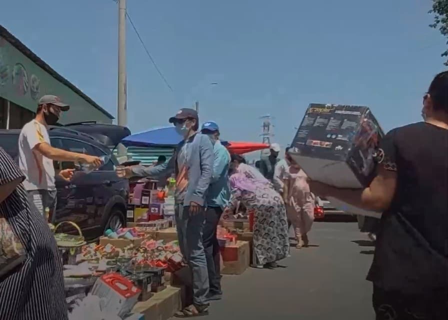 «Chinni bozor» qachon ochiladi? Majmua rasman «qizil» hududdaligi bois tadbirkorlar va aholi qiynalmoqda