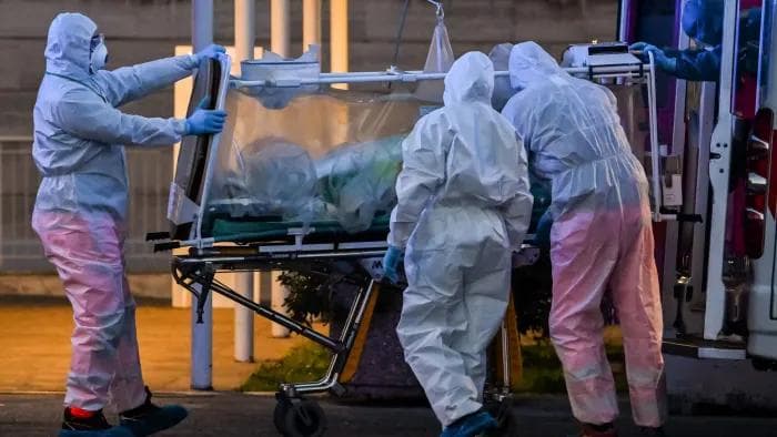 Buyuk Britaniya ham koronavirus qurbonlari soni bo‘yicha Xitoydan o‘zib ketdi 