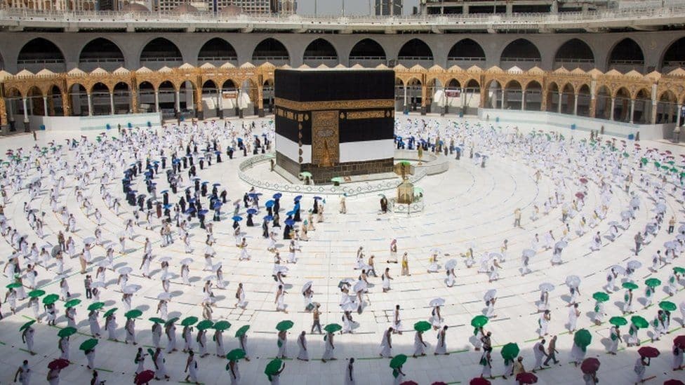 Saudiya Arabistonida Haj mavsumi boshlandi. Unda qatnashish uchun 10 ming kishiga ruxsat berilgan
