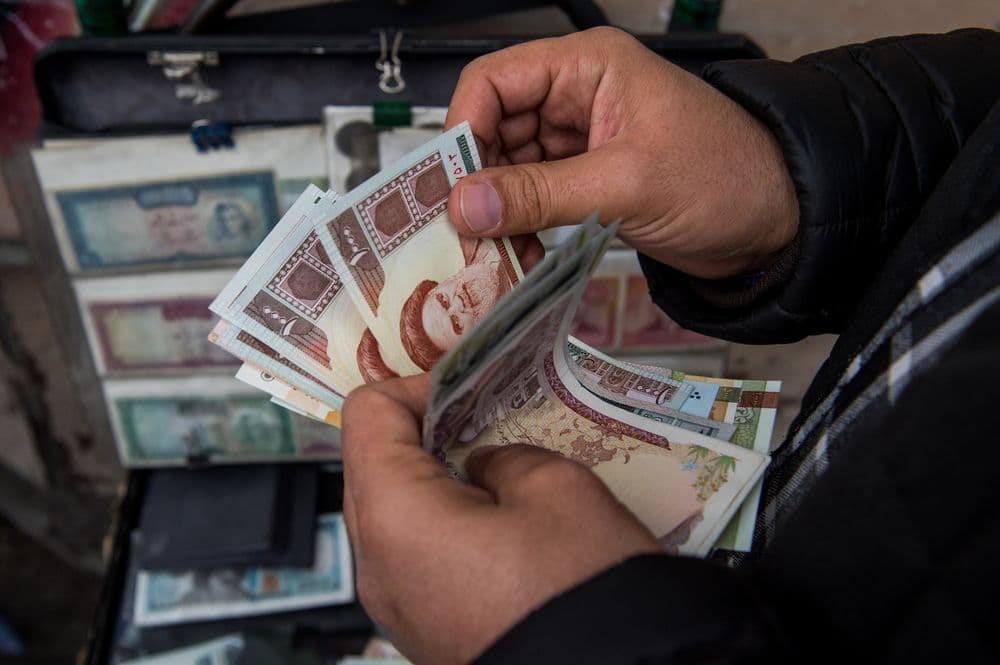 Eron o‘z milliy valutasini denominatsiya qiladi