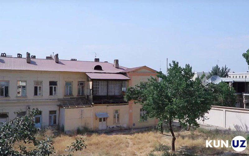 O‘zbekistonda renovatsiya dasturi e'lon qilindi. Vazirlik rasmiysi - ko‘zlangan maqsad va kutilayotgan «snos»lar haqida