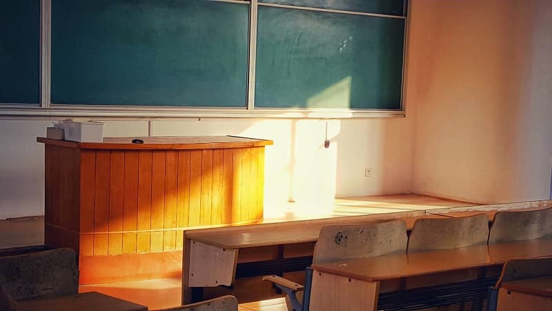 OTMlarda an'anaviy ta'limga qaytish imkoniyatlari o‘rganib chiqilmoqda