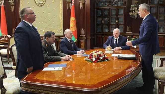 Лукашенко поменял руководителей КГБ и Совбеза Беларуси