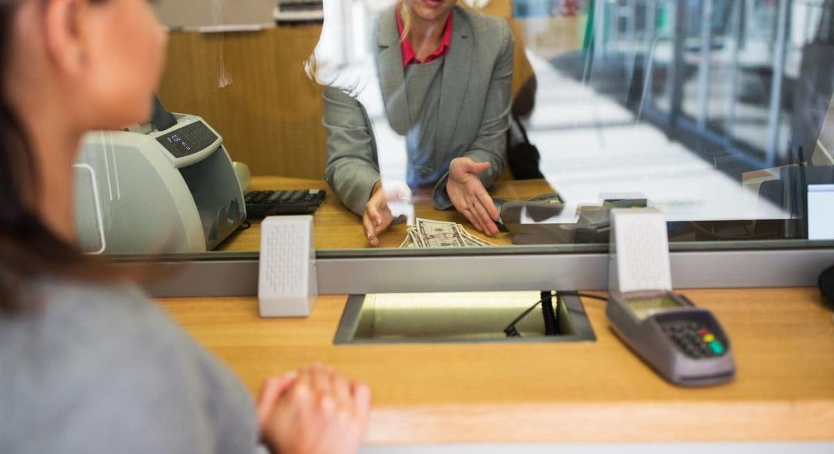 Bank kassalarining ish tartibi o‘zgartirildi