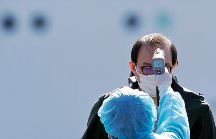Koronavirus yuqtirganlarning 25 foizida alomatlar ko‘zga tashlanmaydi, lekin ular virusni boshqalarga yuqtiradi