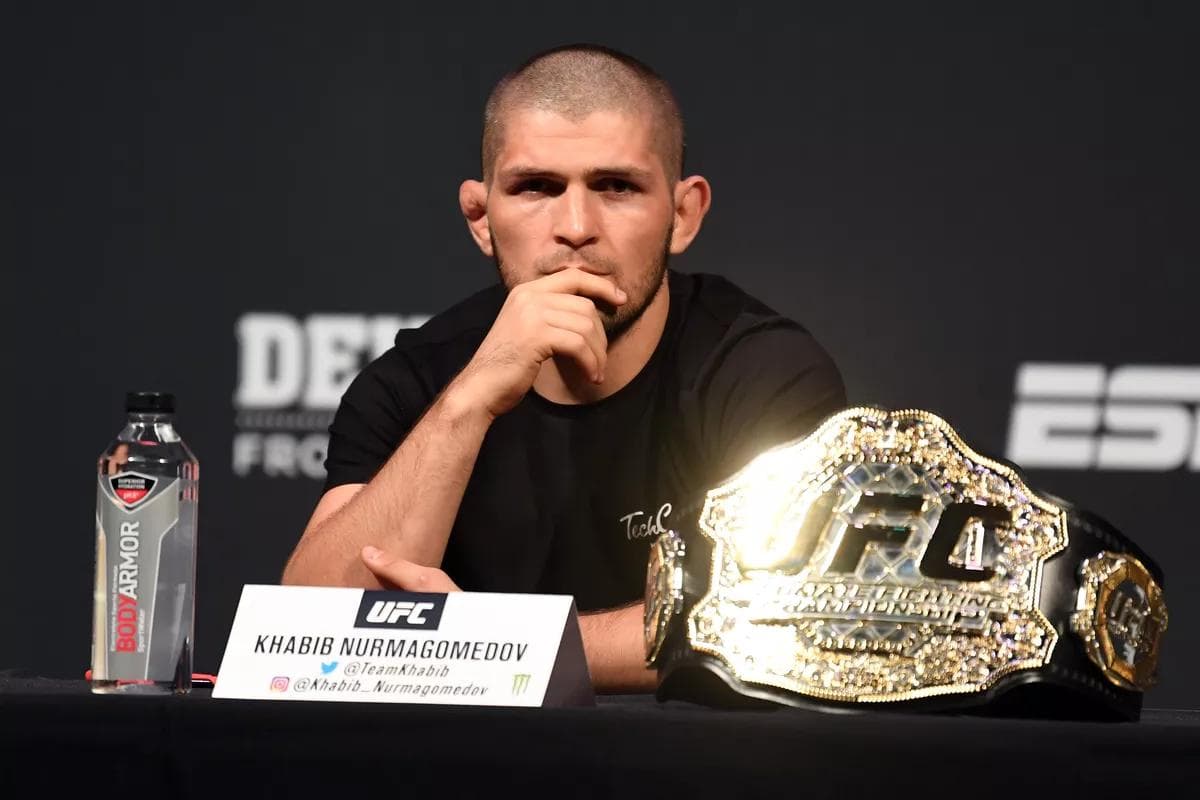 Nurmagomedov: «Karantinda o‘tiribman, Fergyuson bilan jang bo‘lmaydi»