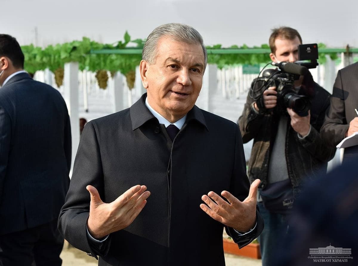 Shavkat Mirziyoyev jurnalistlarga: «Qo‘rqmanglar, ortingizda prezident bor»