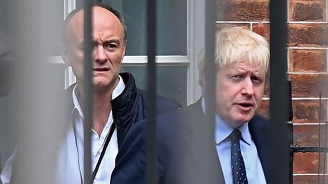 Bosh vazirigacha virus yuqtirgan qirollik. Britaniyadagi «tuturuqsiz» karantin haqida