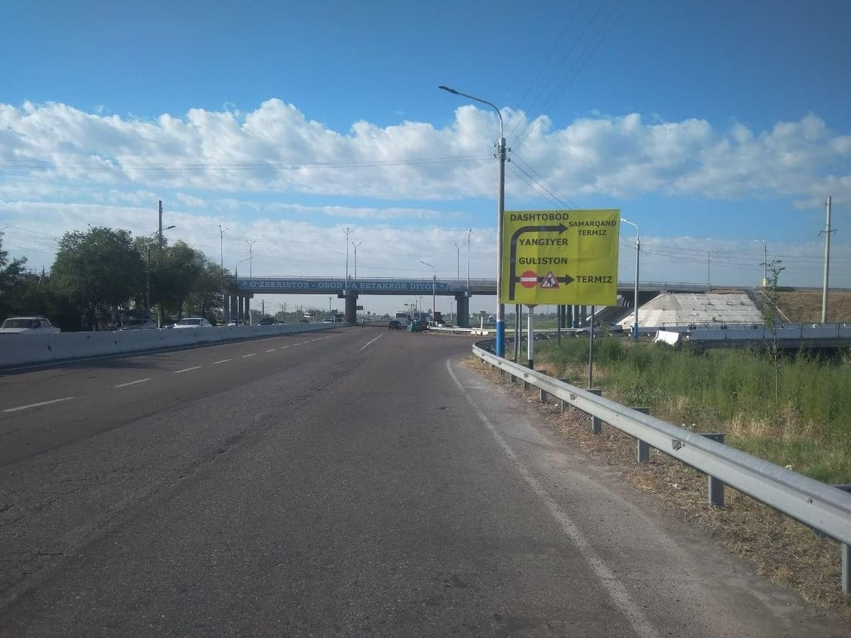 Toshkent–Samarqand yo‘lining suv toshqinidan zarar yetgan qismi yana yopilgan. YHXB izoh berdi