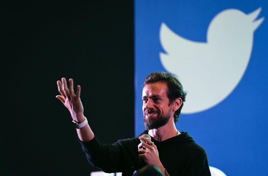 Twitter asoschisi butun boyligini xayriya qilishni rejalashtirmoqda 