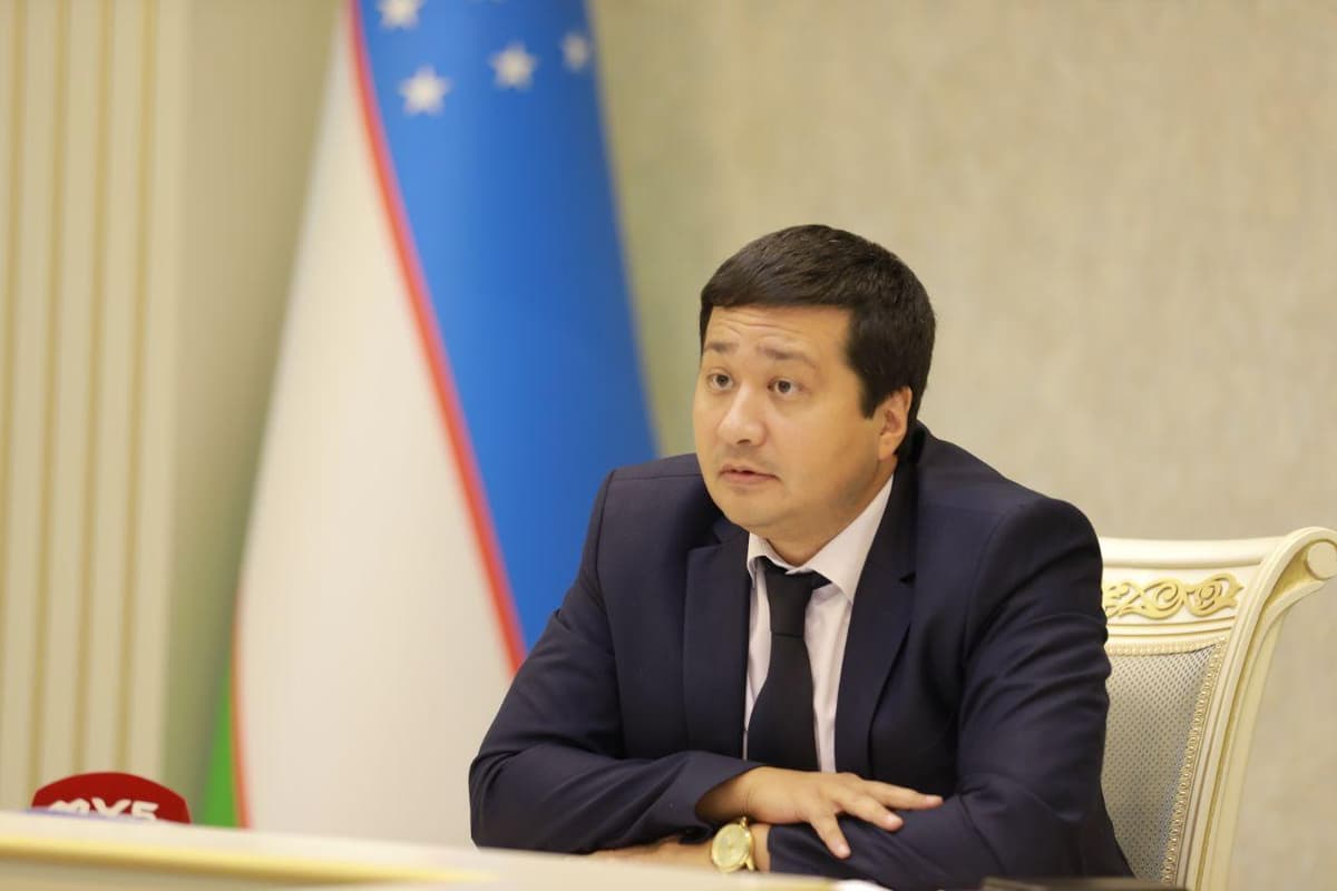 Ekspert: Migrantlarni chet elda uyushgan holda yollash, ishga joylashtirish, o‘qitish, hayoti hamda sog‘lig‘ini sug‘urtalashni belgilovchi maxsus qonunchilik mavjud emas