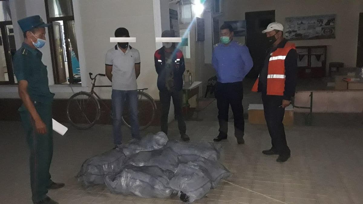 Namanganda temiryo‘l bekatidan 642 kilogramm ko‘mir o‘g‘irlaganlar qo‘lga olindi