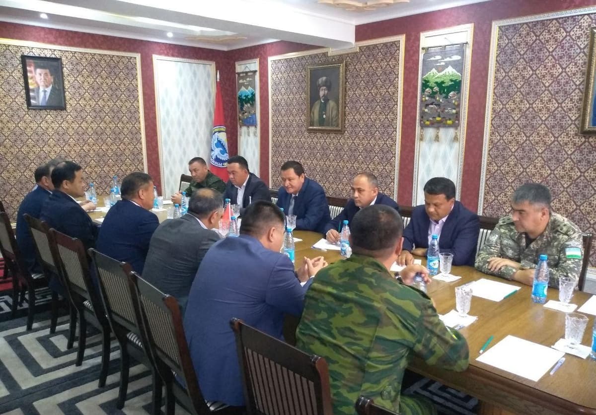 Shuhrat G‘aniyev boshchiligidagi delegatsiya Botken viloyati gubernatori bilan uchrashuv o‘tkazdi