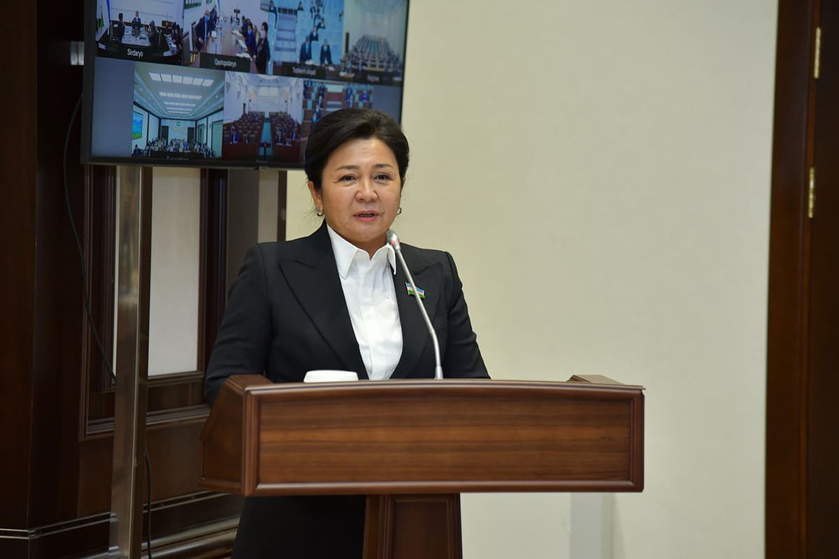 Nikohlanuvchi yoshlarni tibbiy ko‘rikdan o‘tkazish samaradorligini oshirish to‘g‘risida Vazirlar Mahkamasiga parlament so‘rovi yuborildi