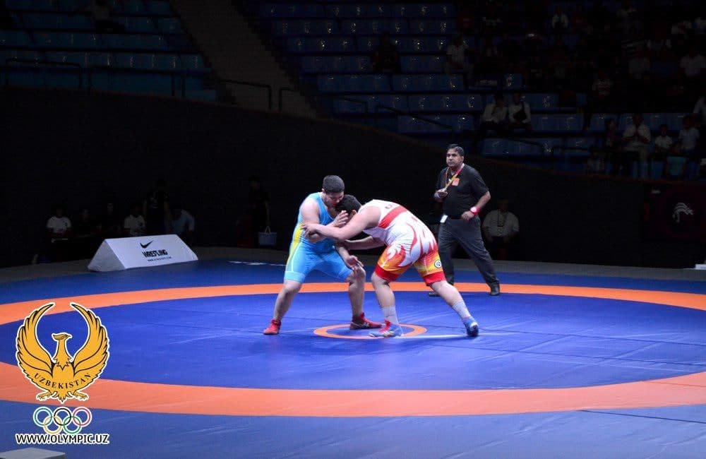 Uzbekistan Wrestling Championships kick off in Navoi