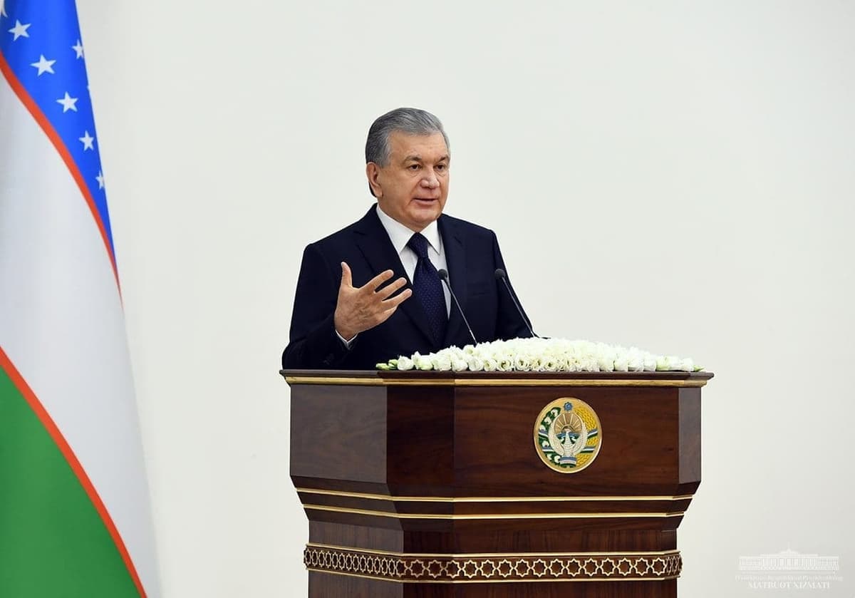 «Yangiariqdan keldim, u yo‘l yo‘l emas» - Mirziyoyev Xorazm yo‘llarini yaxshilash bo‘yicha topshiriq berdi