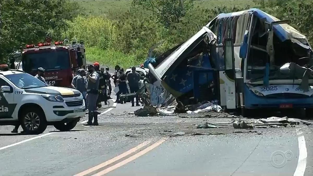 Бразилиядаги автоҳалокат 37 кишининг умрига зомин бўлди