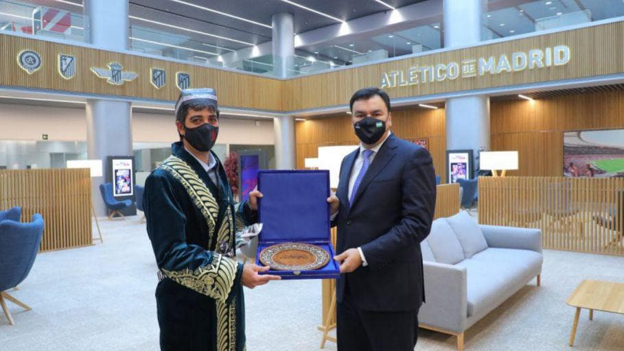 «Атлетико» предлагает открыть в Узбекистане свою футбольную академию