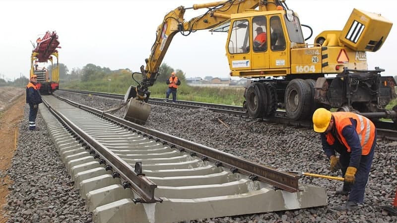 Kazakhstan to build a high-speed rail line from Turkestan to Tashkent