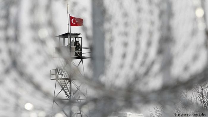 Gretsiya Turkiya bilan chegaraga to‘siq o‘rnatmoqda