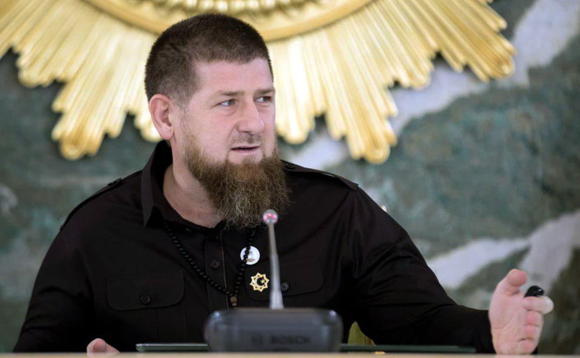 AQSh Davlat departamenti Qodirovni qora ro‘yxatga kiritdi - U pulemyot ko‘tarib javob berdi