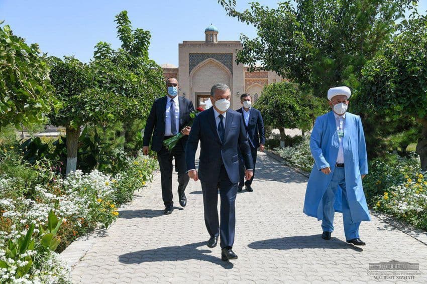 Prezident Karim Kamolov qabrini ziyorat qildi