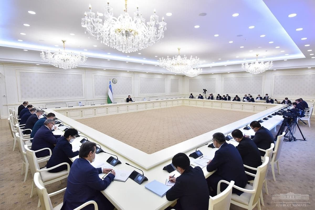 Шавкат Мирзиёев поручил сократить экспорт газа