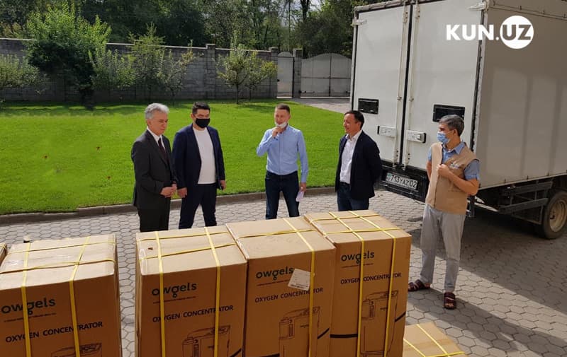 Qozog‘istondagi jamoatchilik fondi O‘zbekiston xalqiga 20 dona kislorod konsentratori sovg‘a qildi