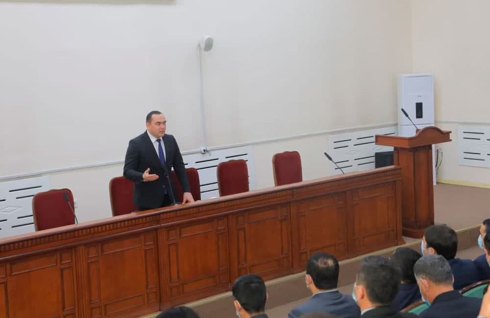 Abduqodir Toshqulov: «Vazirlikda inson resurslari noto‘g‘ri tasarruf qilinmoqda. Xodimlar charchagan»