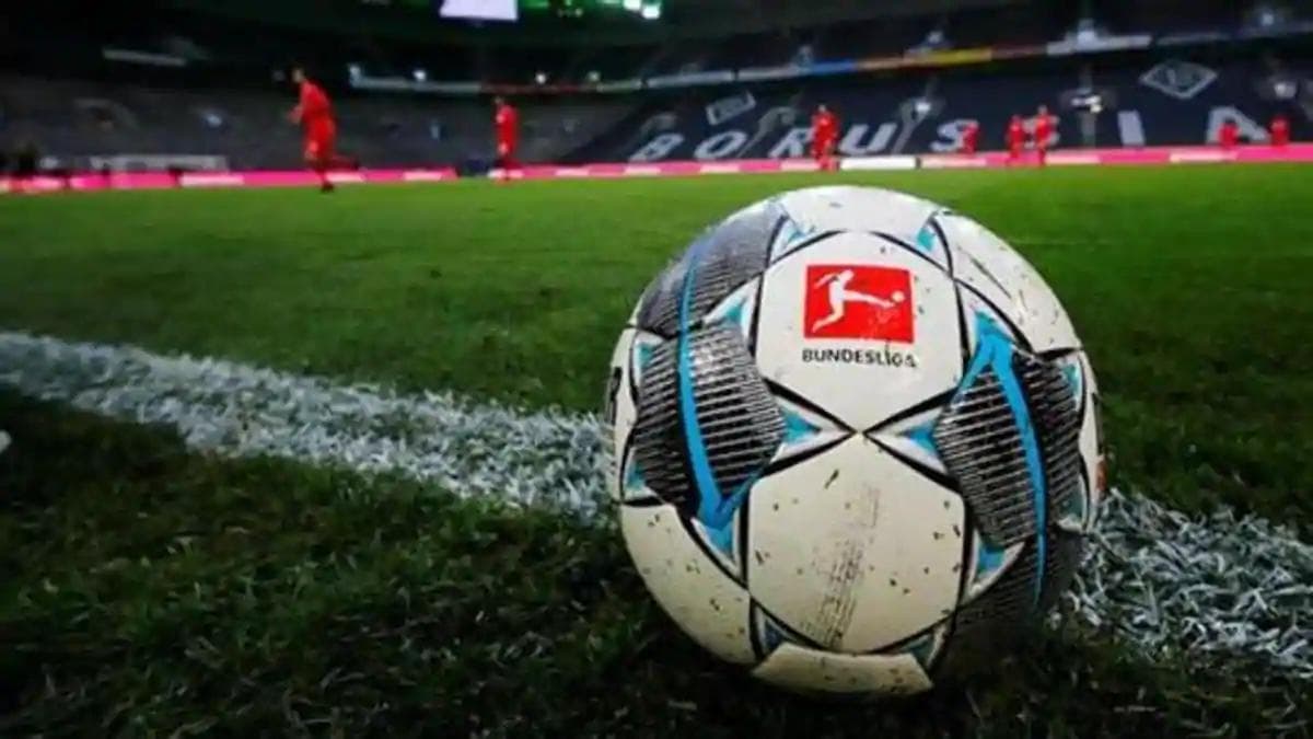 Bundesliga 16 may kuni davom ettiriladi