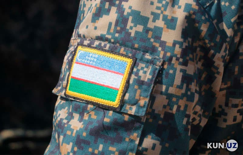 Urgutda harbiy xizmat uchun o‘qituvchi va shifokorlardan majburiy pul undirilmoqda