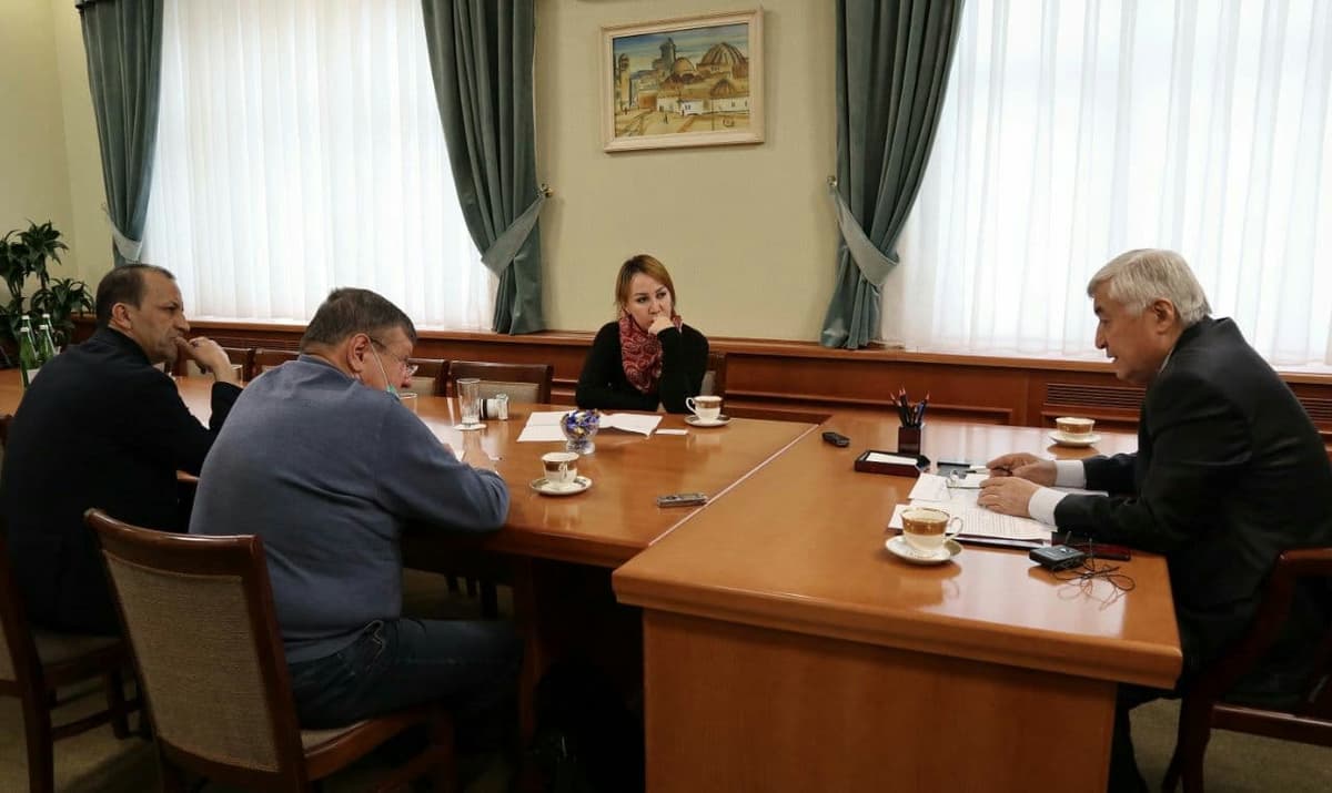 Sog‘liqni saqlash vaziri xalqaro axborot agentliklari vakillarini qabul qildi