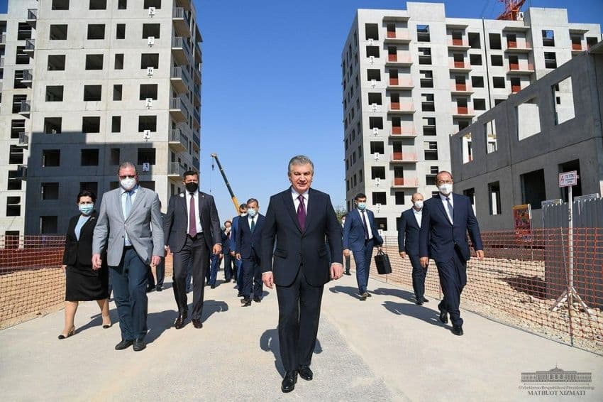 Мирзиёев ознакомился с домами, строящимися в Яшнабадском районе столицы
