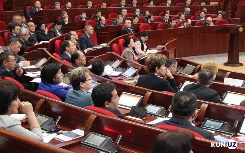 В Законодательной палате Олий Мажлиса рассмотрели вопросы сотрудничества Узбекистана с ЕАЭС