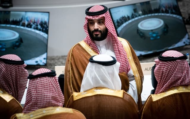 Saudiya Arabistoni podshohlik oilasining 150 a'zosida koronavirus aniqlandi - OAV