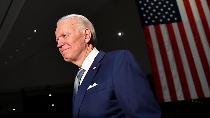 Джо Байдена официально выдвинули в президенты США