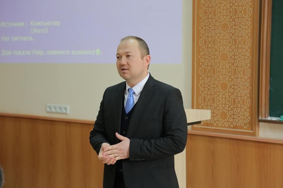Экспортчилар уюшмаси раҳбари мурожаат билан чиқди. Фарғоналик тадбиркорлар ҳокимлик тўсиғига учраган