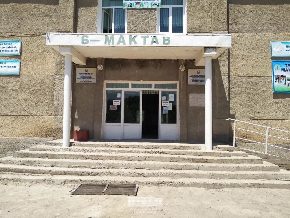 Samarqandda tekshiruvchilar uchun o‘qituvchilardan pul yig‘moqchi bo‘lgan maktab direktori o‘rinbosari ishdan bo‘shatildi