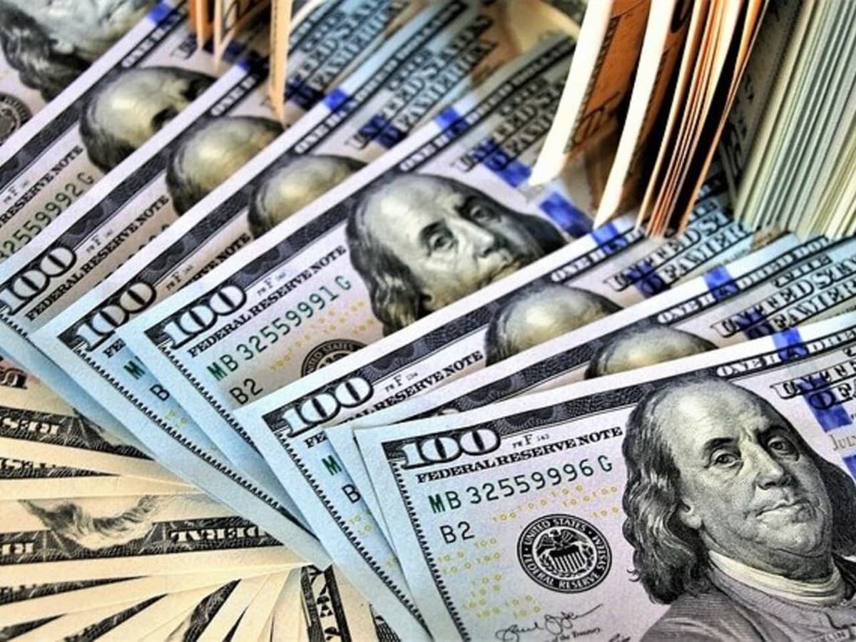 “Tracker”ga yashirilgan 25 800 AQSh dollari fosh bo‘ldi