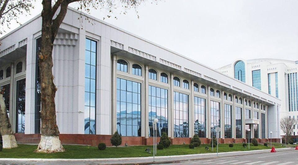 Moliya vazirligi va «Vneshekonombank» o‘rtasida 95ta nasos stansiyasi modernizatsiyasi bo‘yicha qarz bitimi imzolandi