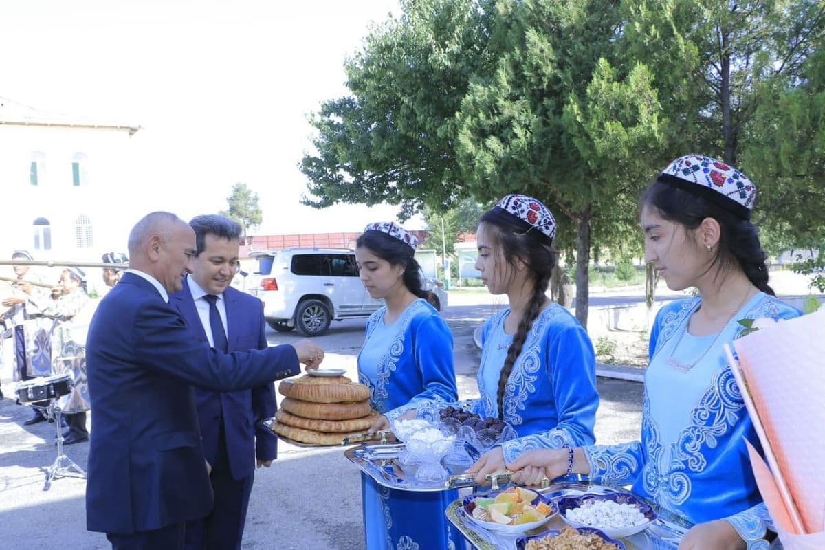 Tojikiston fan va ta'lim vaziri Samarqandga keldi