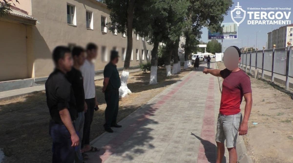 За решетку за телефон? В Карши молодого человека ограбили неподалеку от его дома 