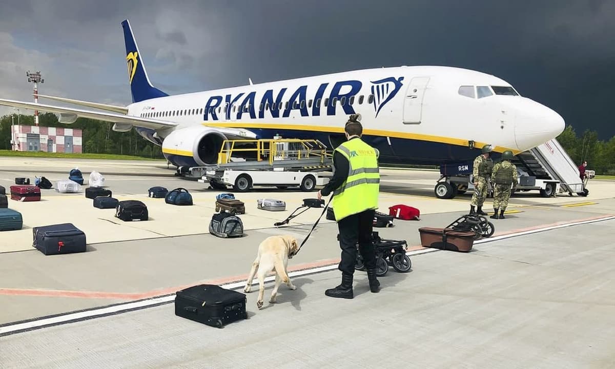 ҲАМАС Ryanair самолётини портлатиш таҳдидига алоқаси йўқлигини маълум қилди  