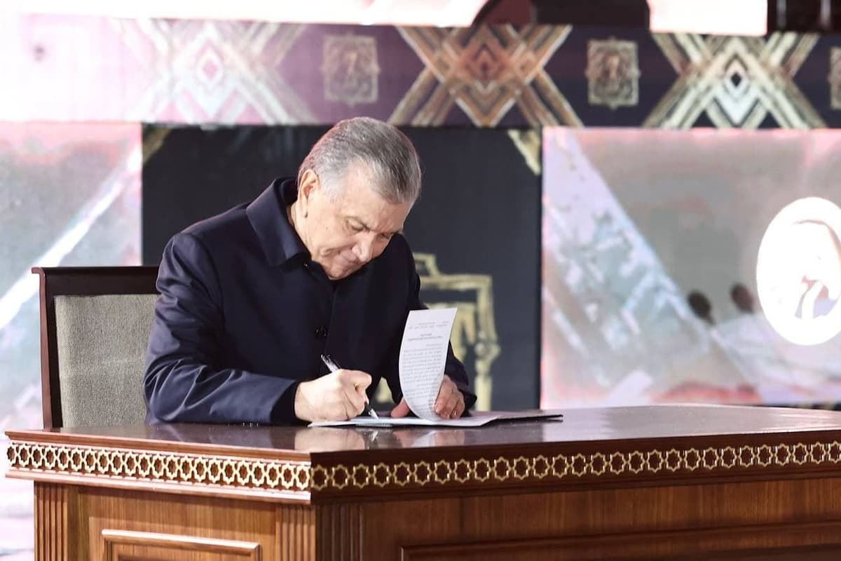 Prezident g‘olib “Zakovat”chilarni mukofotladi