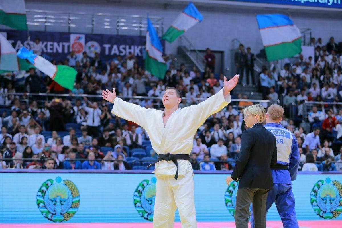 Qashqadaryolik talaba «Mard o‘g‘lon» davlat mukofoti oldi